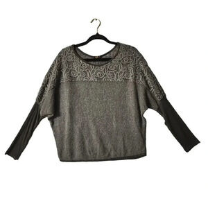 LOLA V-Neck Pullover Sweater Women Size Large Gray Long Sleeve Soft